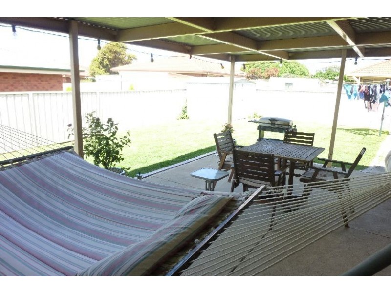 2 Hamilton Place, Wodonga VIC 3690