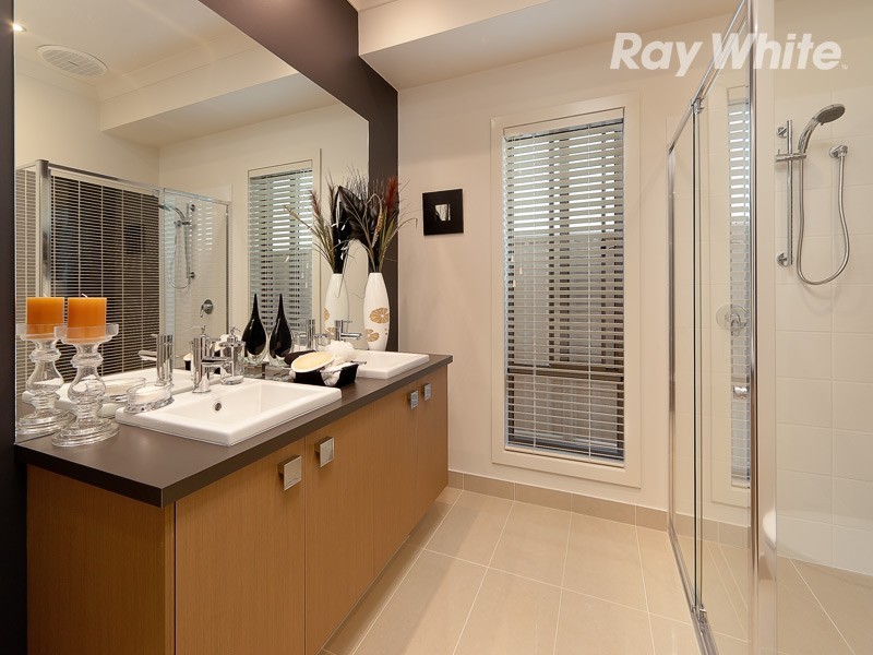 48 Victoria Cross Parade, Wodonga VIC 3690