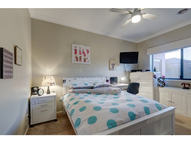 9 Oatlands Fairway, Wodonga VIC 3690