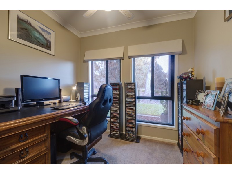 9 Oatlands Fairway, Wodonga VIC 3690