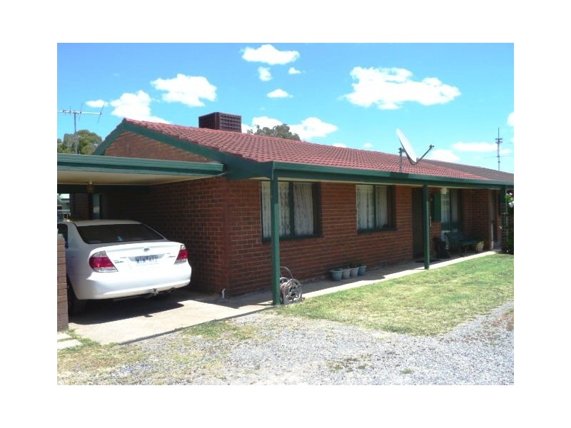 1/9 Park Street, Chiltern VIC 3683