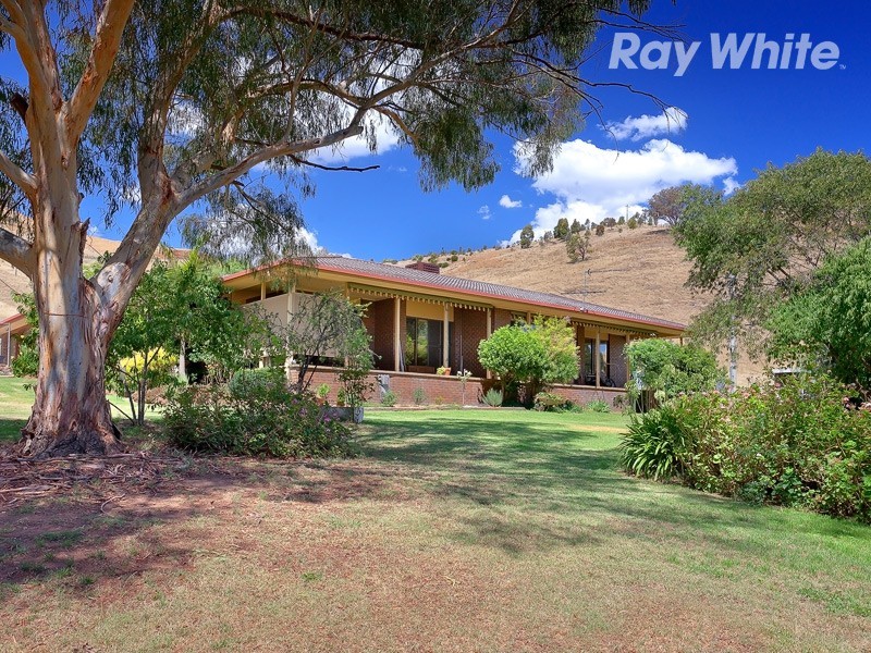 205 Kurrajong Gap Road, Bellbridge VIC 3691