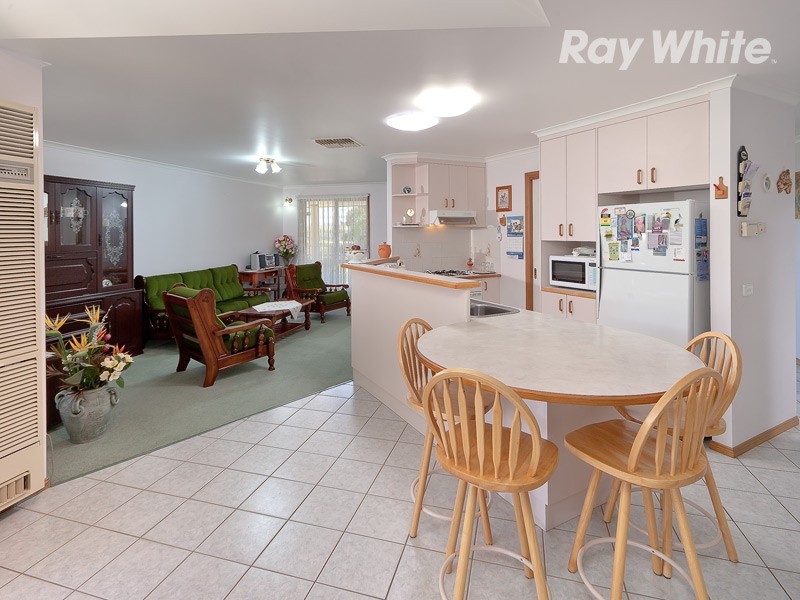 19 Craig Drive, Bellbridge VIC 3691