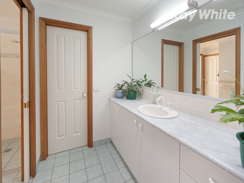 19 Craig Drive, Bellbridge VIC 3691