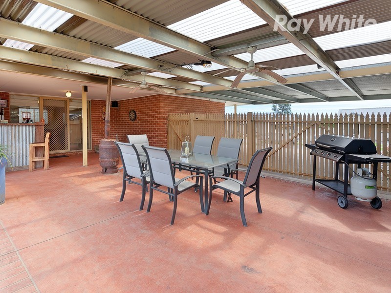 24 Samantha Terrace, Wodonga VIC 3690