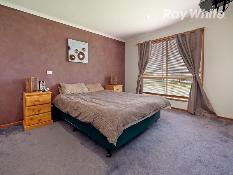 24 Samantha Terrace, Wodonga VIC 3690