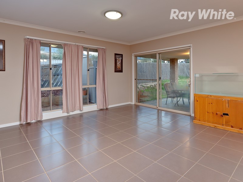 14 Blue Bonnet Way, Wodonga VIC 3690
