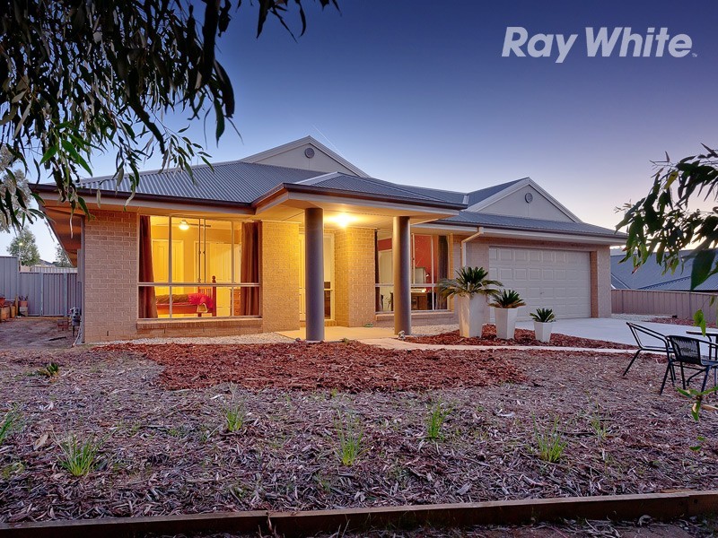 14 Blue Bonnet Way, Wodonga VIC 3690
