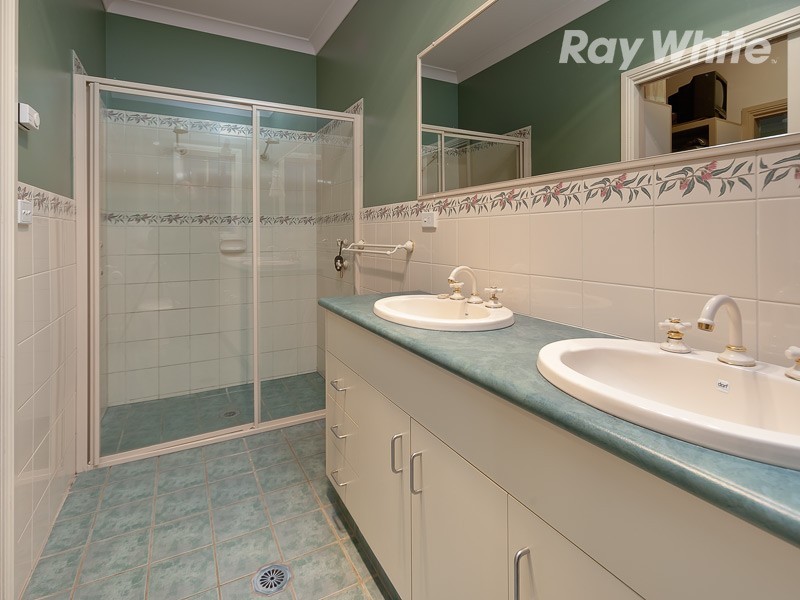 11 Iron Way, Wodonga VIC 3690