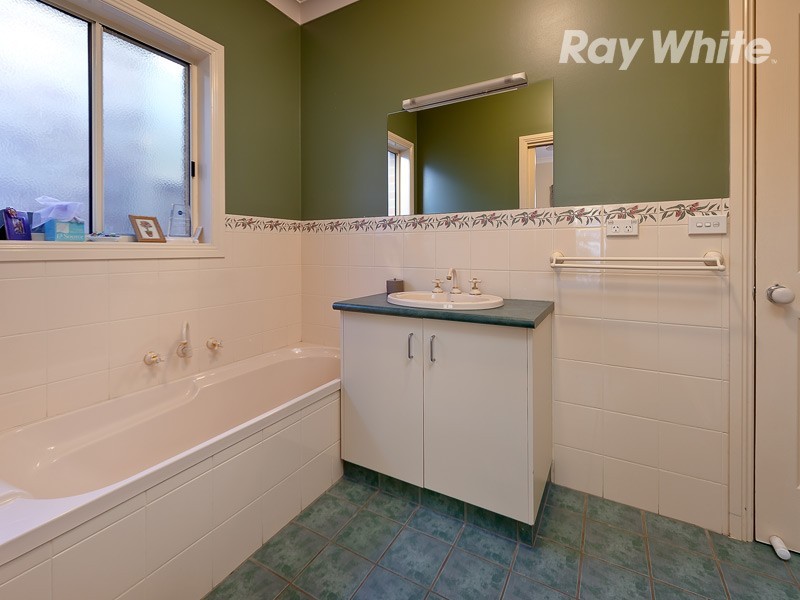 11 Iron Way, Wodonga VIC 3690