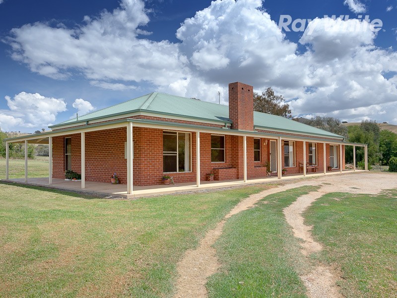 7 Edneys Road, Wodonga VIC 3690