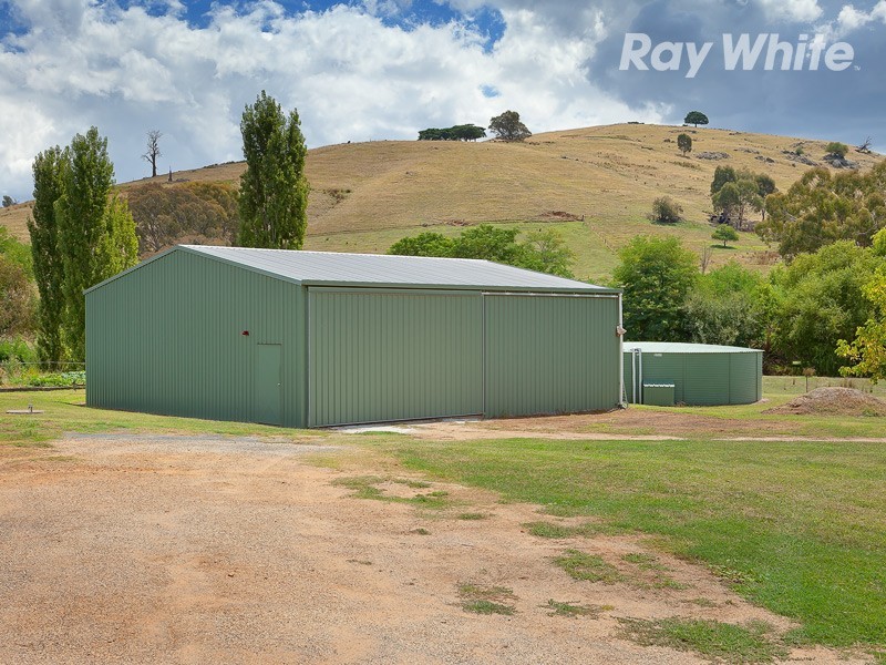 7 Edneys Road, Wodonga VIC 3690