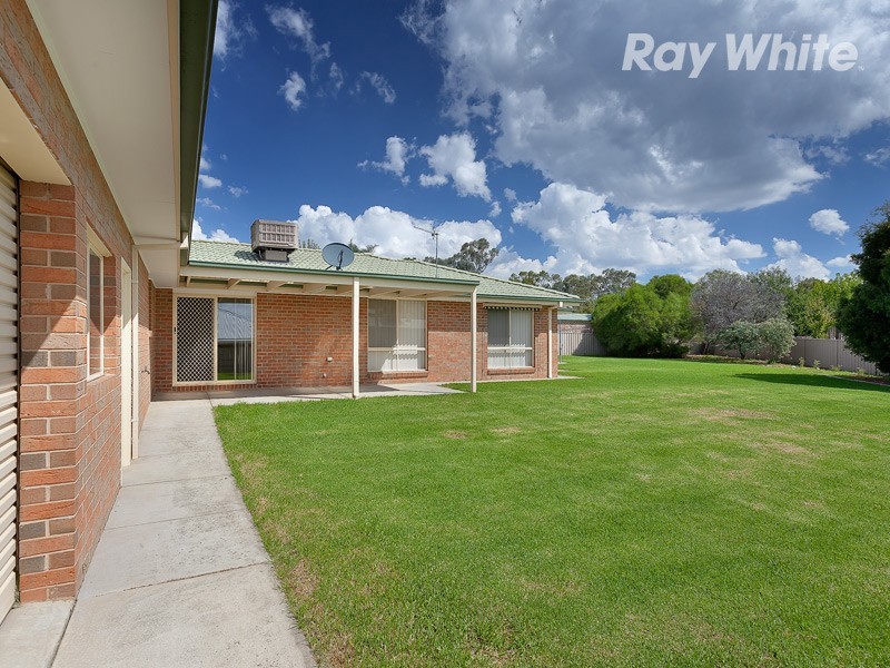 4 Spoon Court, Wodonga VIC 3690