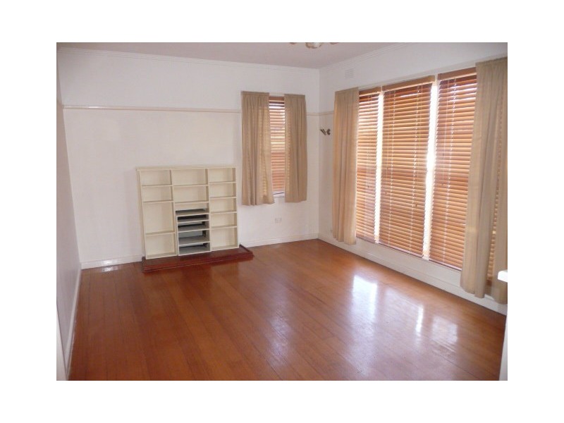 16 Mark Street, Wodonga VIC 3690