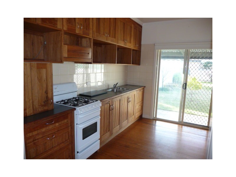 16 Mark Street, Wodonga VIC 3690