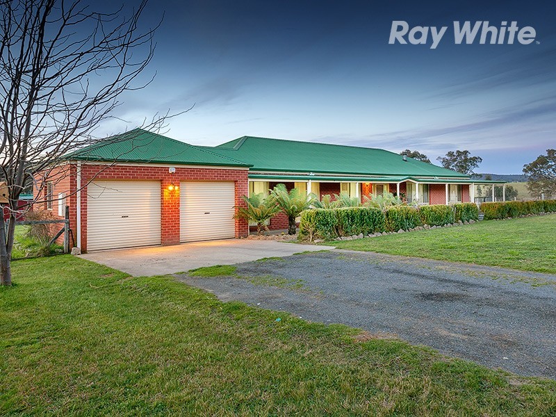 16 Reids Way, Wooragee VIC 3747