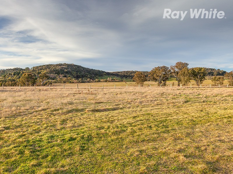 16 Reids Way, Wooragee VIC 3747