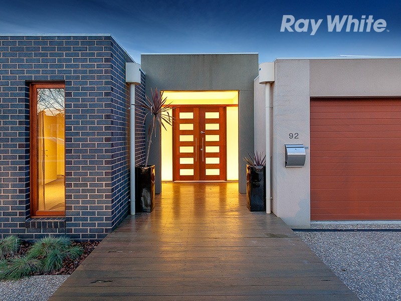 92 Yarralumla Drive, Wodonga VIC 3690