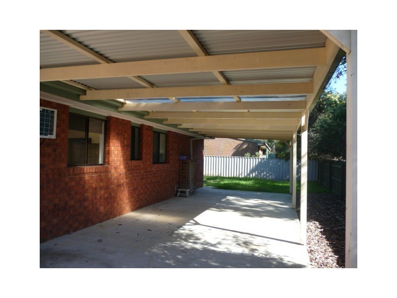 2/8 McEwen Crescent, Wodonga VIC 3690
