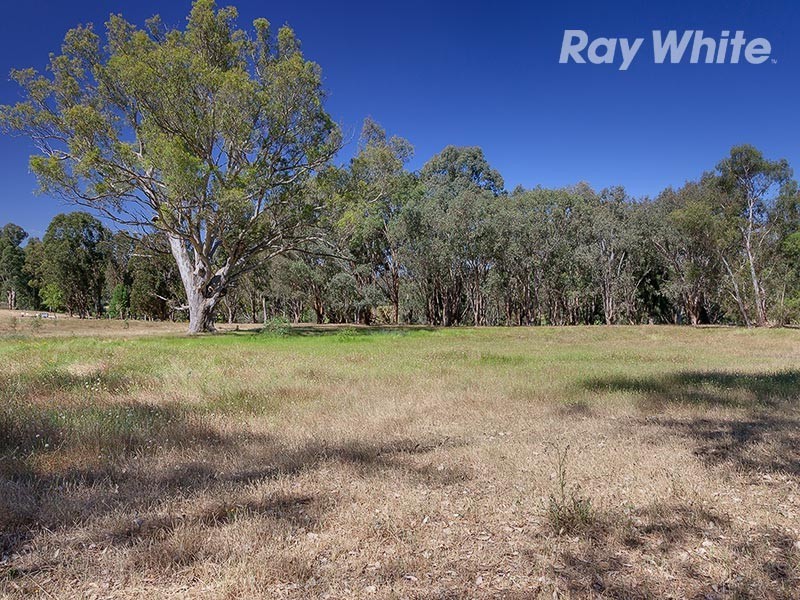 Lot 1 and 3 411 Whytes Road, Baranduda VIC 3691