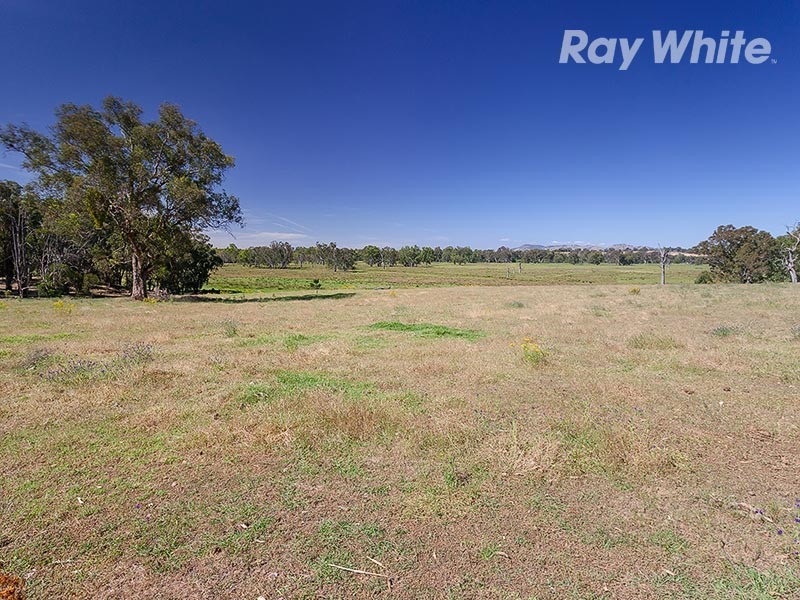 Lot 1 and 3 411 Whytes Road, Baranduda VIC 3691
