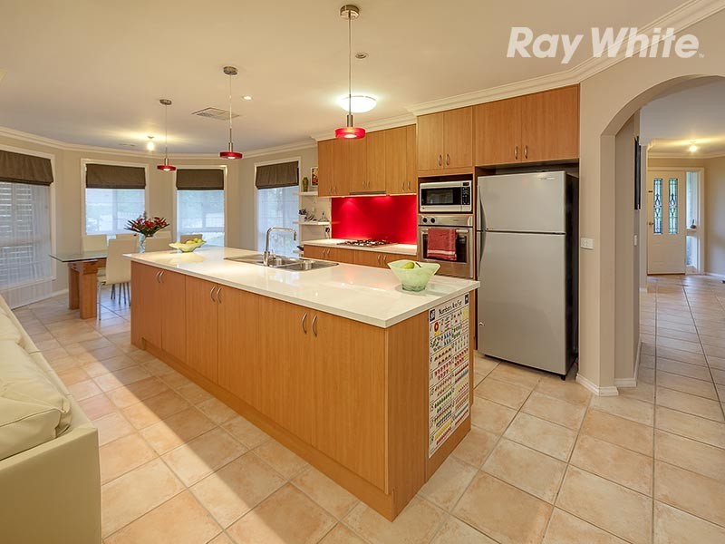 8 Paterson Avenue, Baranduda VIC 3691