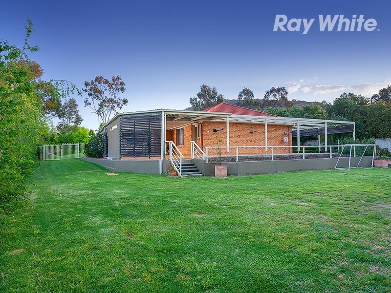 8 Paterson Avenue, Baranduda VIC 3691