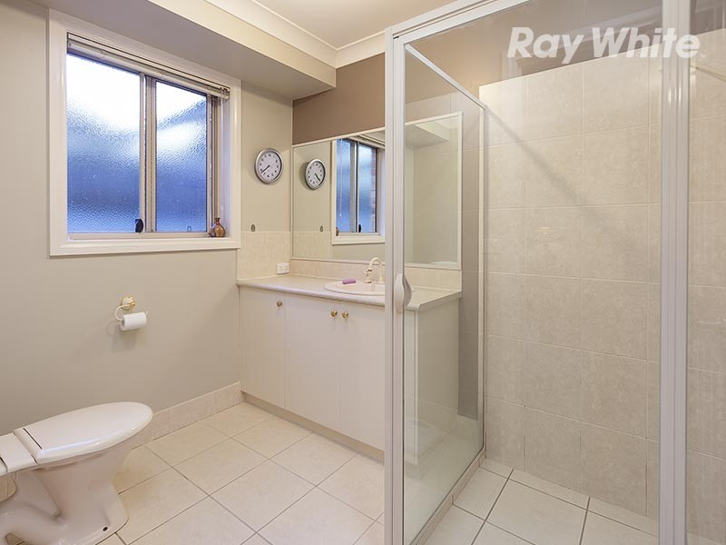 8 Paterson Avenue, Baranduda VIC 3691