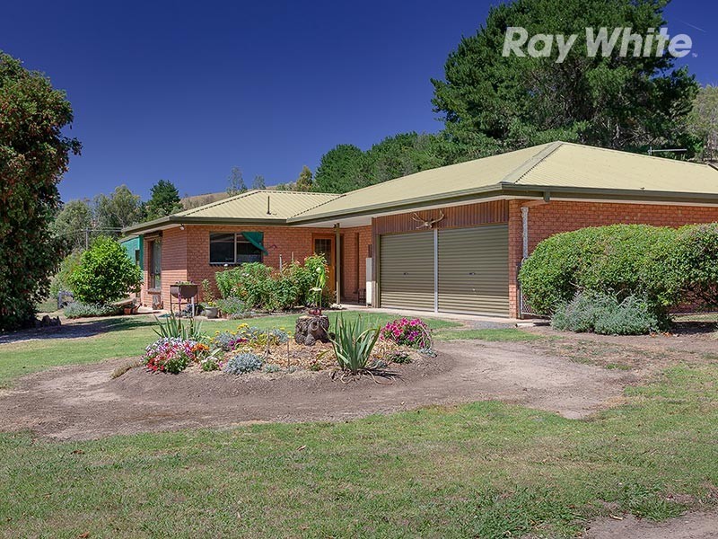 2204 Lockharts Gap Road, Tallandoon VIC 3700