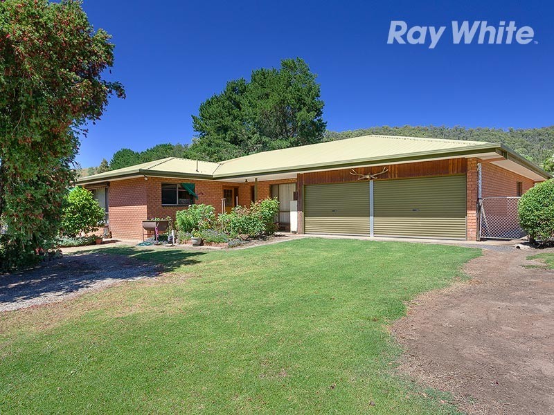 2204 Lockharts Gap Road, Tallandoon VIC 3700