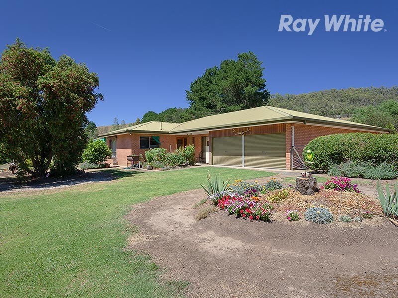 2204 Lockharts Gap Road, Tallandoon VIC 3700