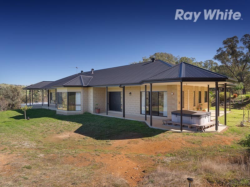 166 ONeill Lane, Sandy Creek VIC 3695