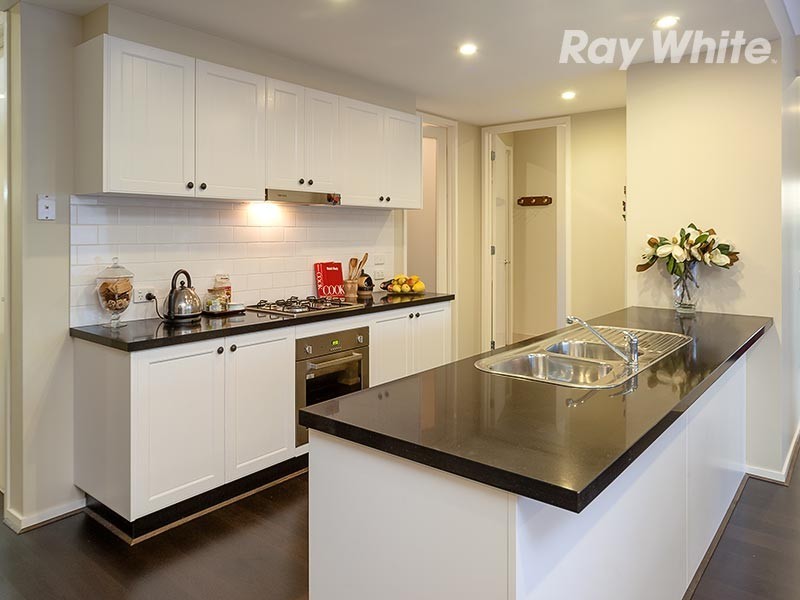 8 Victoria Cross Parade, Wodonga VIC 3690