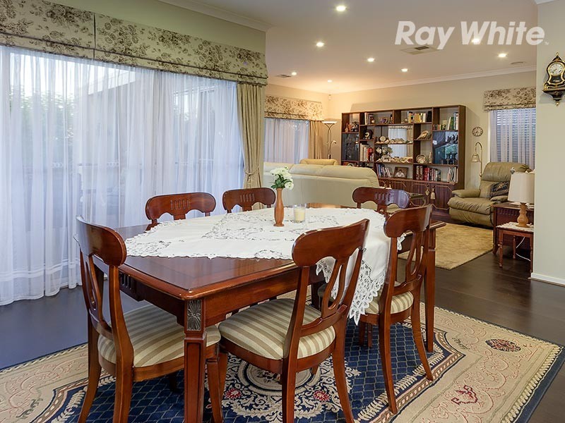 8 Victoria Cross Parade, Wodonga VIC 3690