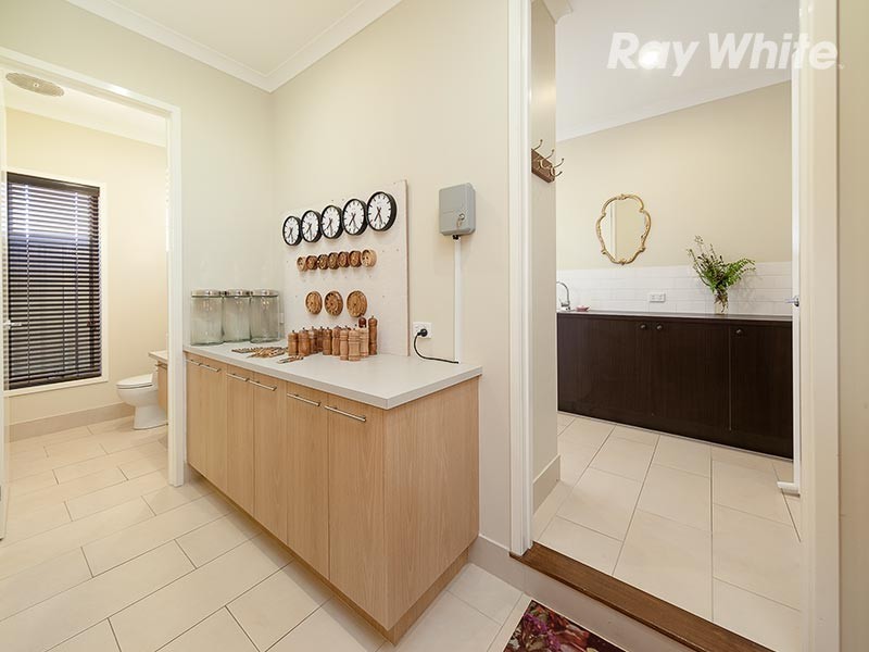 8 Victoria Cross Parade, Wodonga VIC 3690