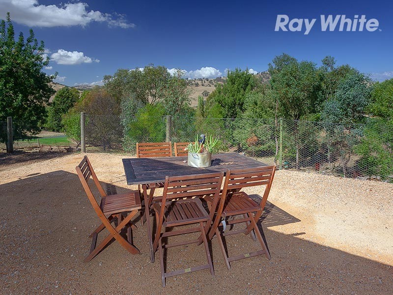 2 Broome Street, Bethanga VIC 3691