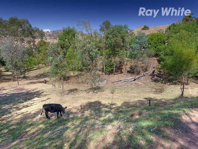 2 Broome Street, Bethanga VIC 3691