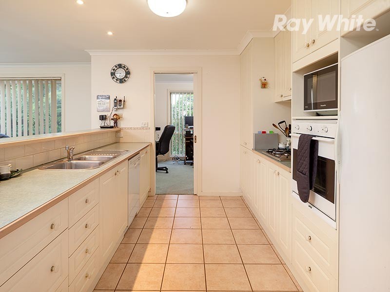 3 Balmoral Drive, Wodonga VIC 3690