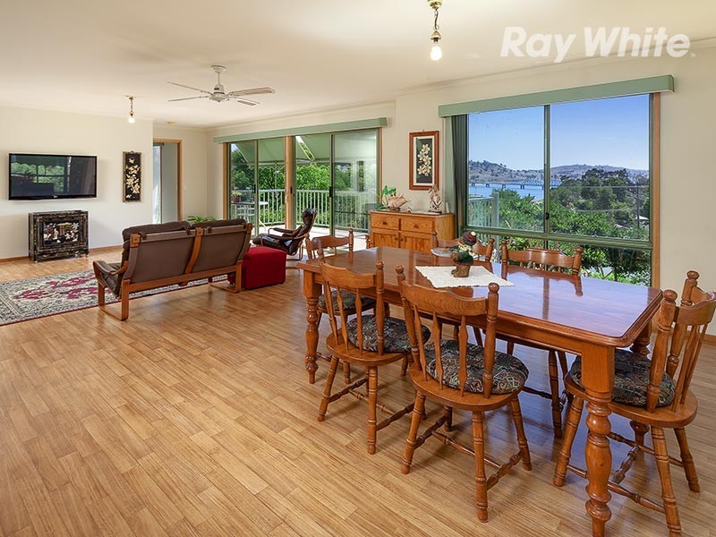 35 Craig Drive, Bellbridge VIC 3691