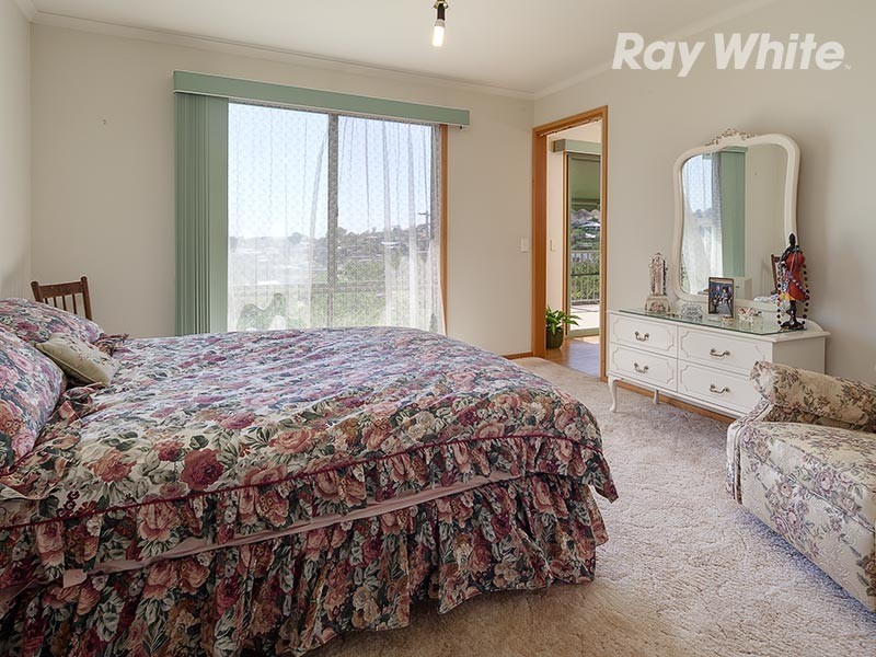 35 Craig Drive, Bellbridge VIC 3691