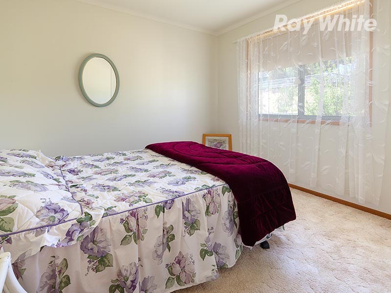 35 Craig Drive, Bellbridge VIC 3691