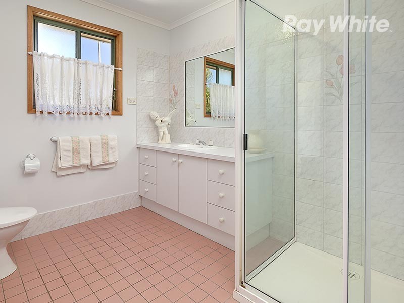 35 Craig Drive, Bellbridge VIC 3691