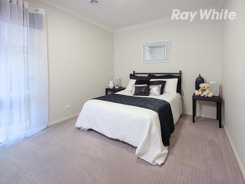 8 Bremer Avenue, Wodonga VIC 3690
