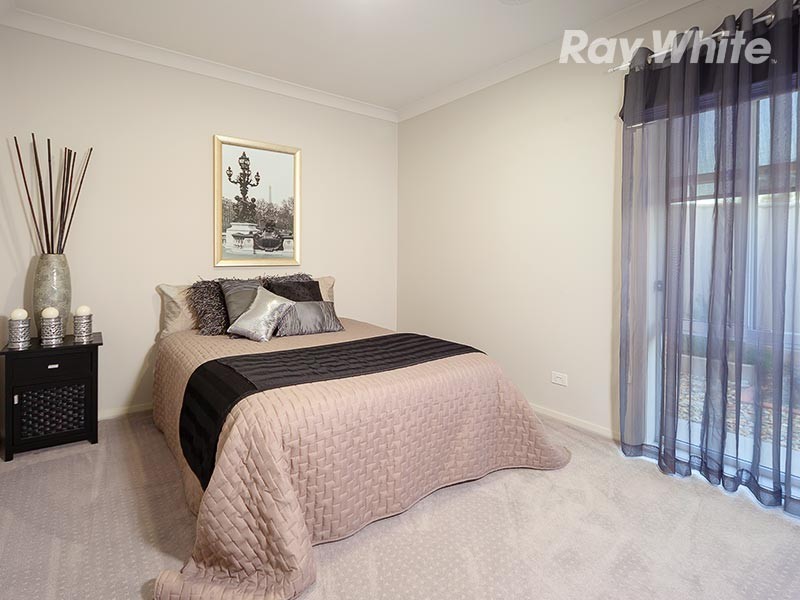 8 Bremer Avenue, Wodonga VIC 3690