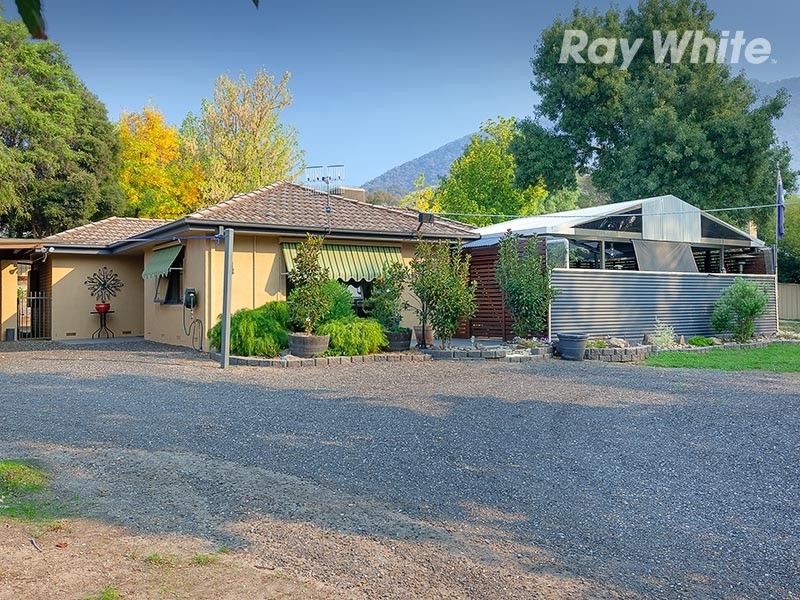 4 Kiewa East Road, Kiewa VIC 3691
