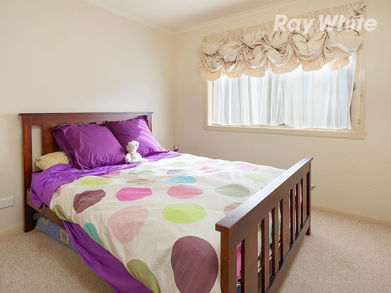 33 Ambrose Crescent, Wodonga VIC 3690