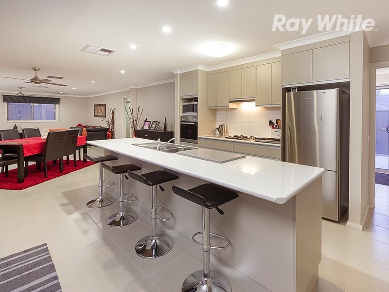 4 Silky Oak Avenue, Wodonga VIC 3690