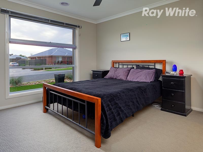 4 Silky Oak Avenue, Wodonga VIC 3690