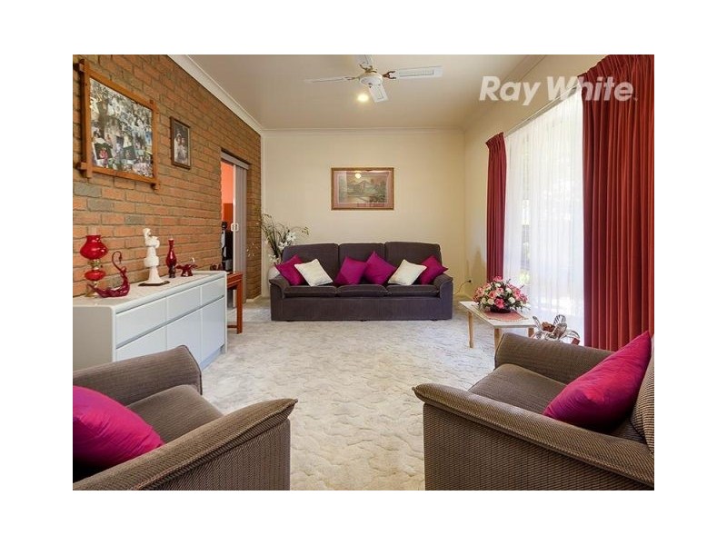 10 Craig Drive, Bellbridge VIC 3691