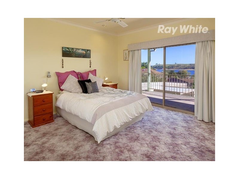 10 Craig Drive, Bellbridge VIC 3691